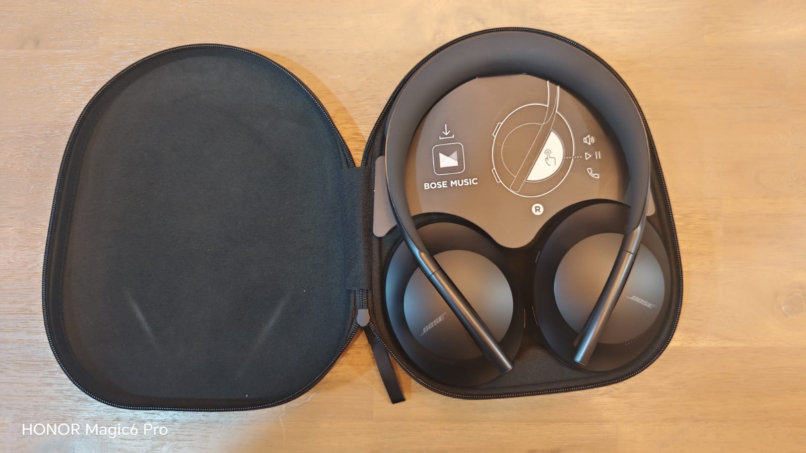 BOSE HEADPHONE 700 OPENBOX 35