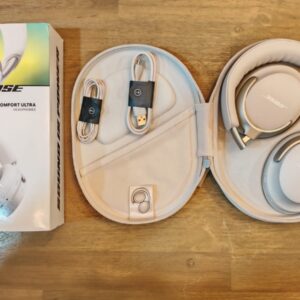Bose QuietComfort Ultra Headphones OPEN BOX 44 - Thumbnail Image 2