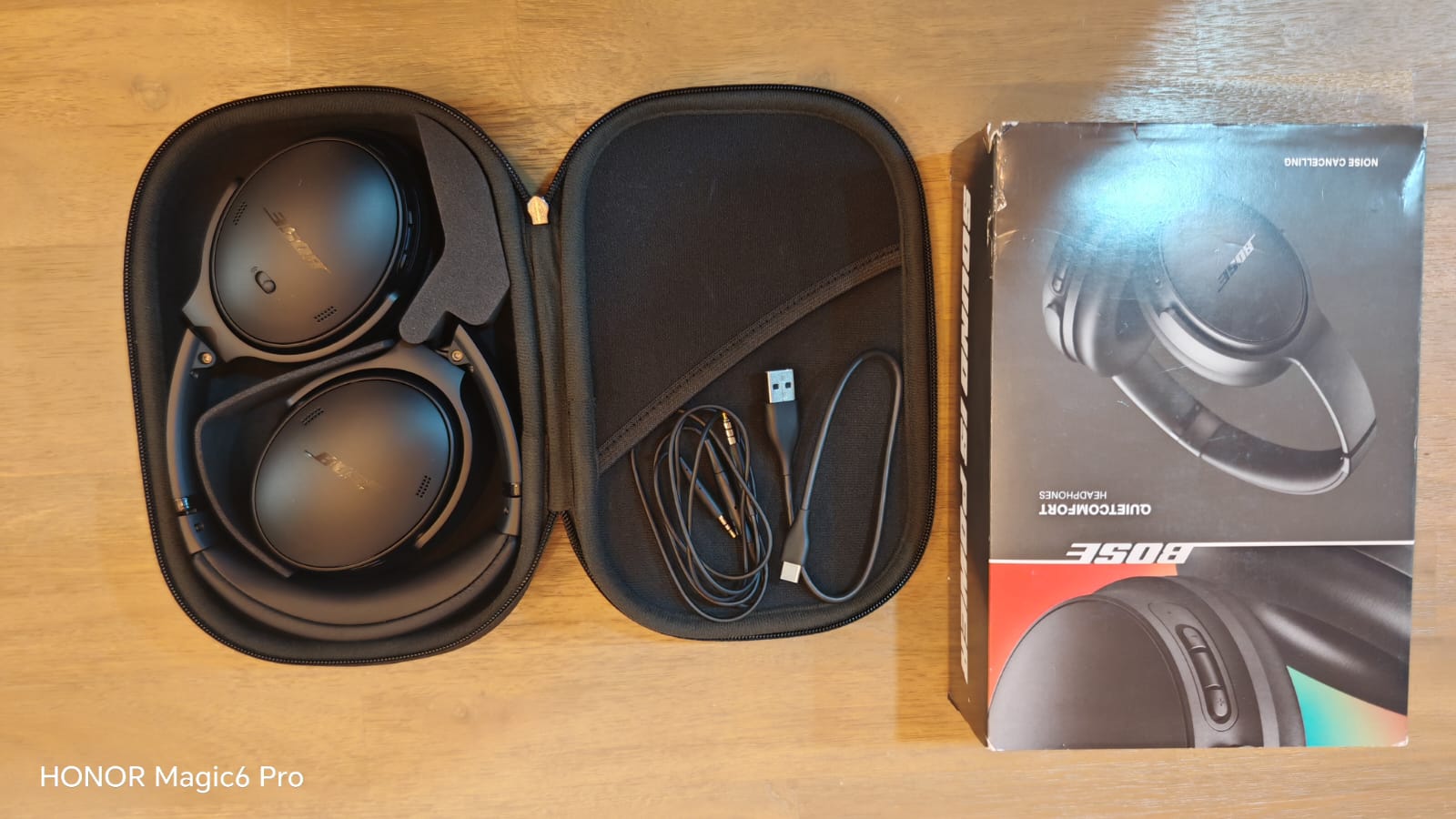 Bose QuietComfort Headphones Open Box 54